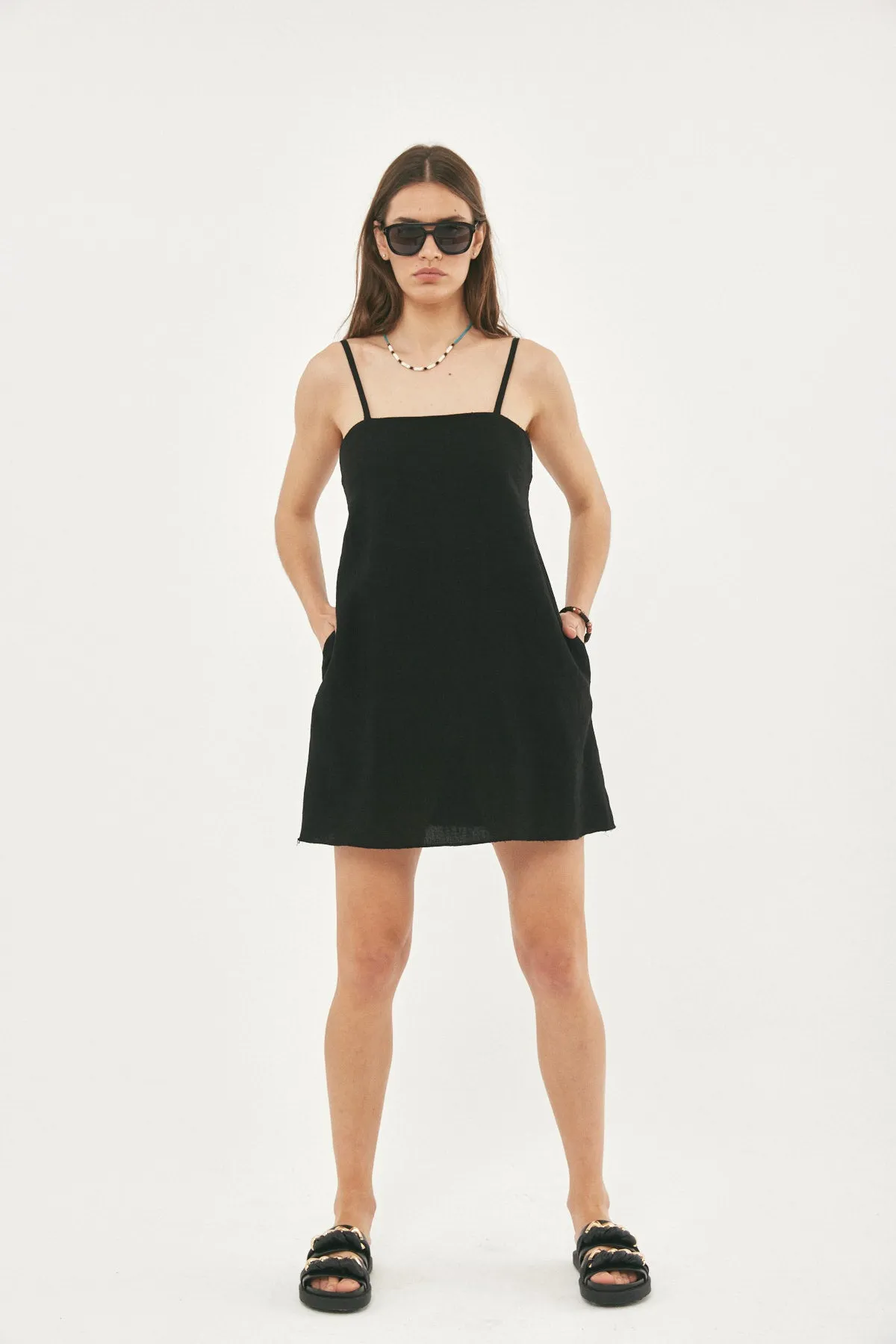 MIKA SHORT BLACK LINEN DRESS